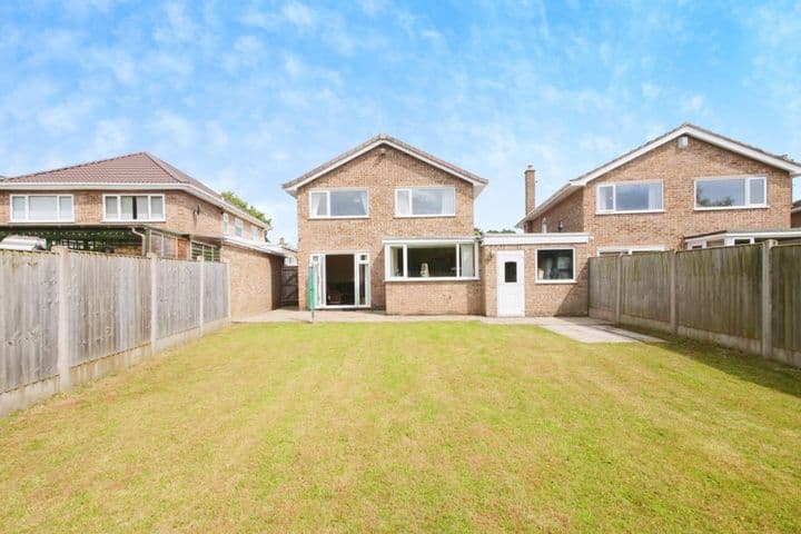 4 bedrooms house for sale in York, United Kingdom - Image 2