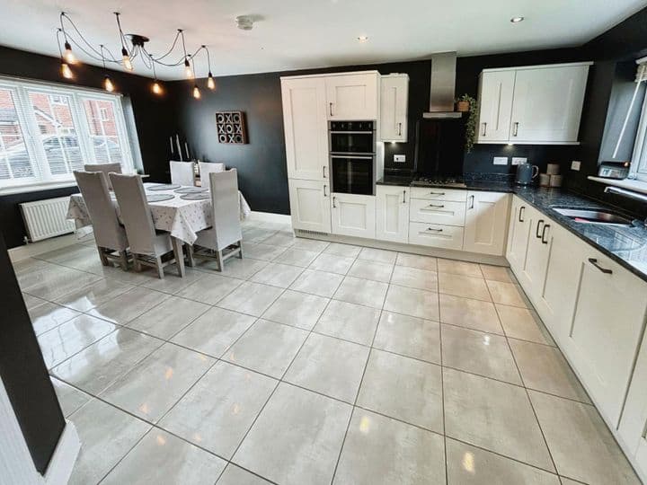 4 bedrooms house for sale in Welton, United Kingdom - Image 2