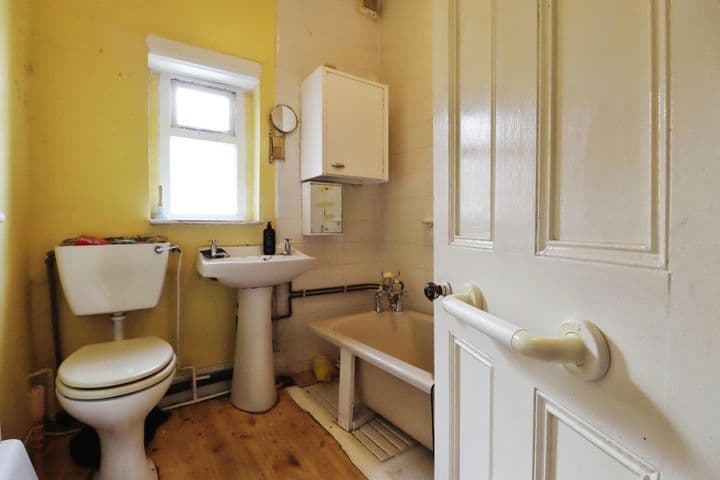 3 bedrooms house for sale in Doncaster, United Kingdom - Image 10