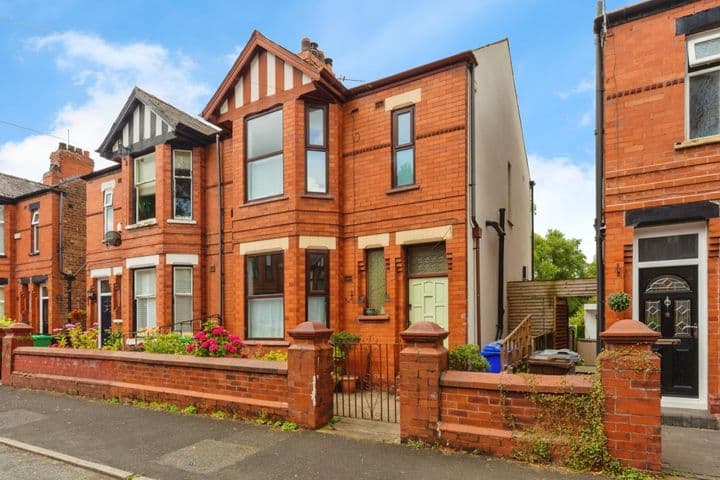 3 bedrooms house for sale in Manchester, United Kingdom - Image 2