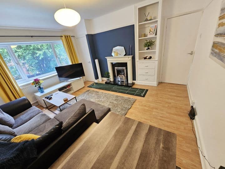 2 bedrooms apartment for sale in Manchester, United Kingdom - Image 5