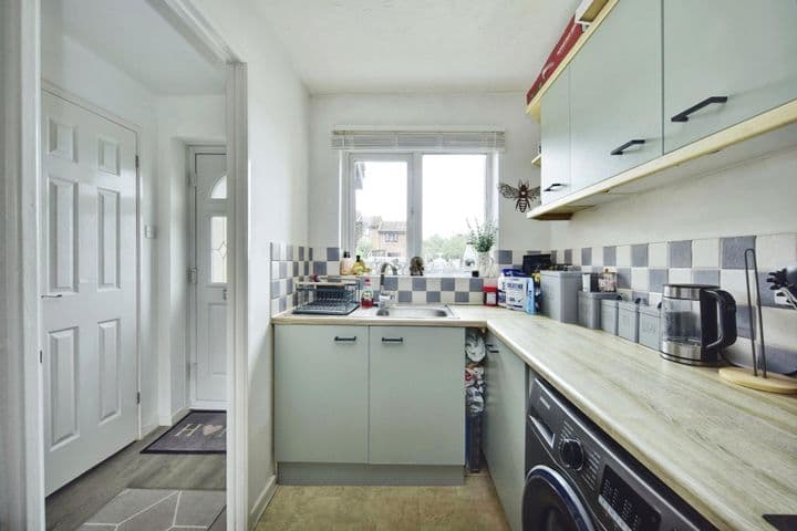 2 bedrooms house for sale in Chatham, United Kingdom - Image 7