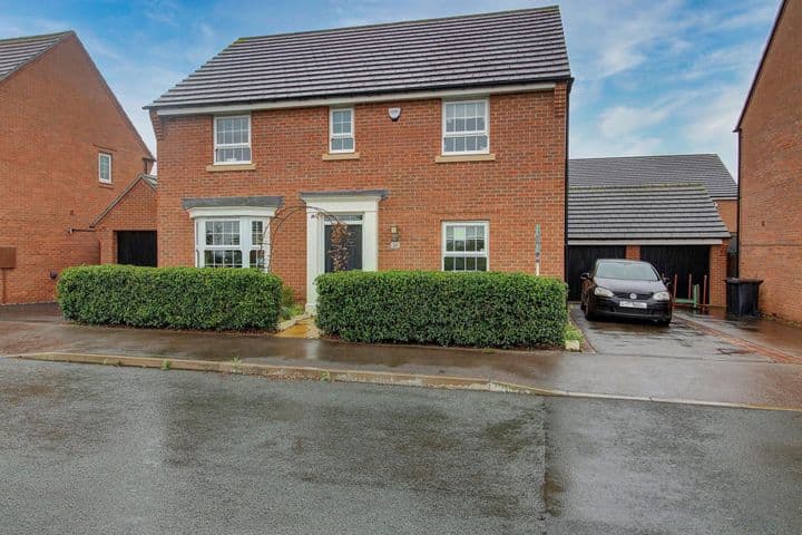 4 bedrooms house for sale in Nuneaton, United Kingdom - Image 2