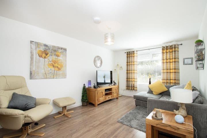 1 bedroom apartment for sale in Montrose, United Kingdom - Image 3