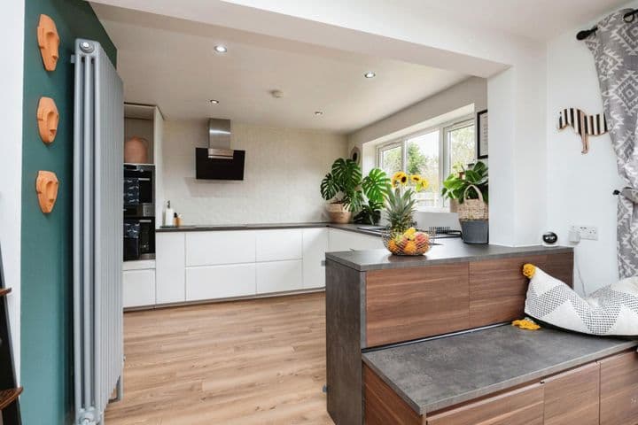 3 bedrooms house for sale in Edenbridge, United Kingdom - Image 9