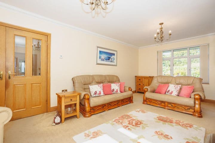 4 bedrooms house for sale in Thornhill, United Kingdom - Image 9