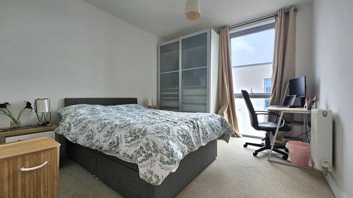 2 bedrooms apartment for sale in Plymouth, United Kingdom - Image 9