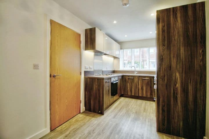 3 bedrooms house for sale in Sevenoaks, United Kingdom - Image 8