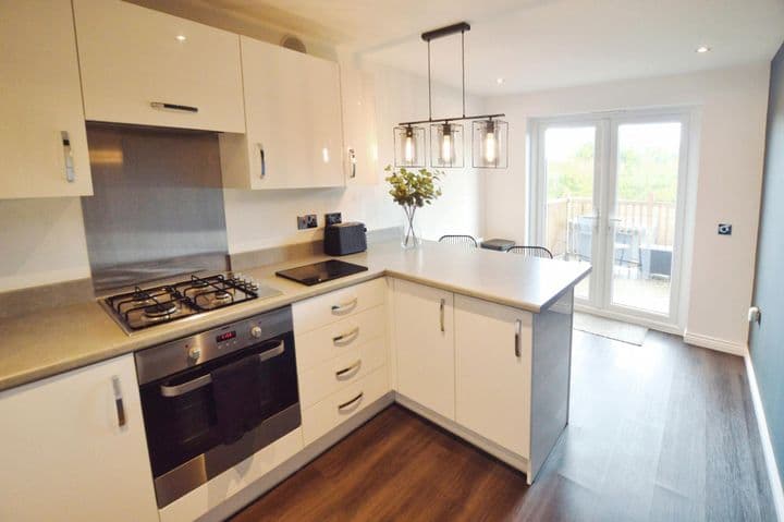 4 bedrooms house for sale in Glasgow, United Kingdom - Image 5