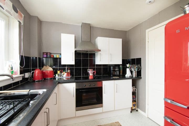 1 bedroom apartment for sale in Montrose, United Kingdom - Image 7