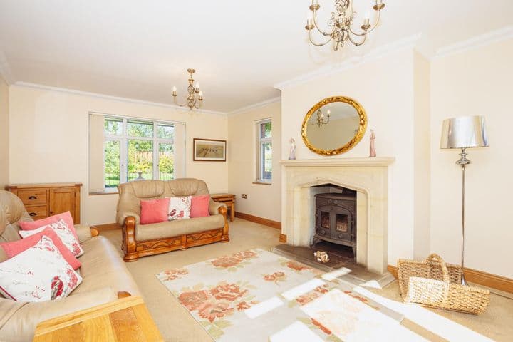 4 bedrooms house for sale in Thornhill, United Kingdom - Image 6