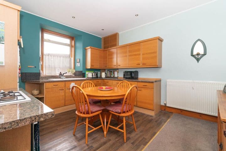 1 bedroom apartment for sale in Dundee, United Kingdom - Image 8