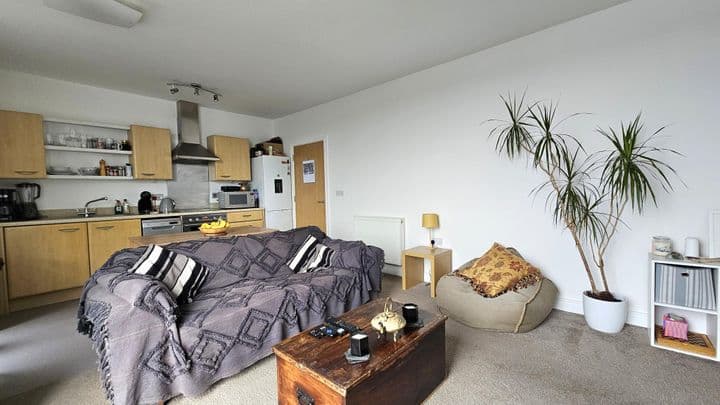 2 bedrooms apartment for sale in Plymouth, United Kingdom - Image 7