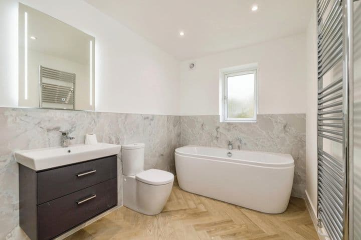 4 bedrooms house for sale in Cherry Willingham, United Kingdom - Image 12