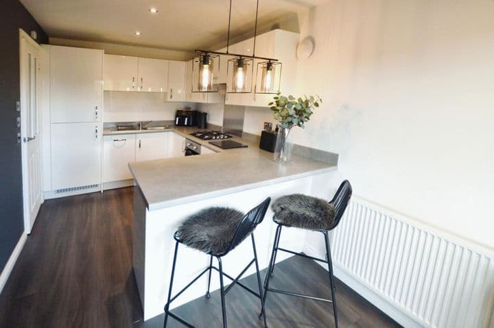 4 bedrooms house for sale in Glasgow, United Kingdom - Image 7