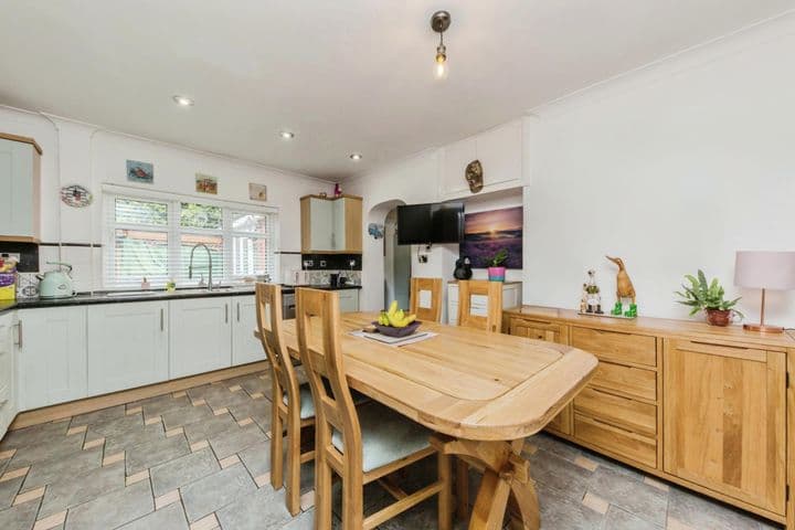 3 bedrooms house for sale in Telford, United Kingdom - Image 5