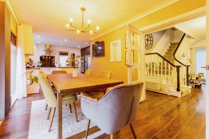 5 bedrooms house for sale in Leeds, United Kingdom - Image 6