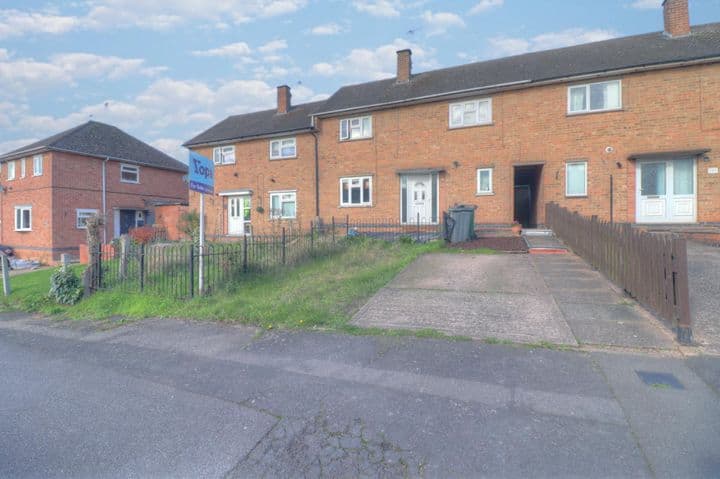 3 bedrooms house for sale in Loughborough, United Kingdom - Image 2