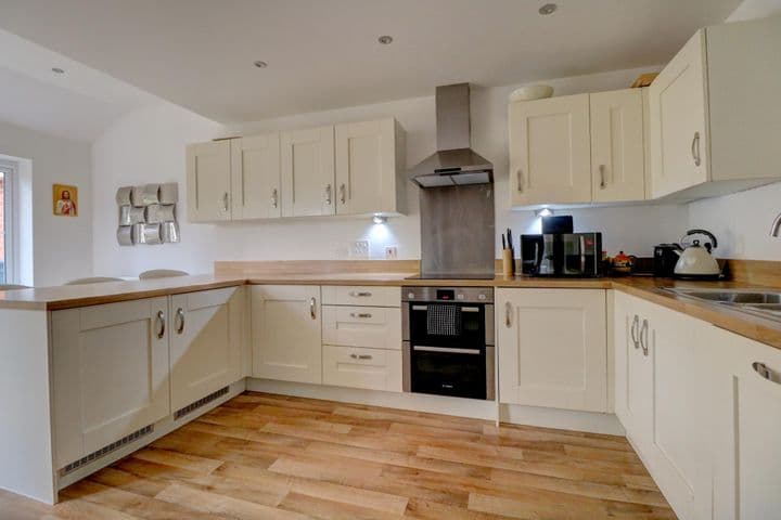 4 bedrooms house for sale in Shadoxhurst, United Kingdom - Image 4