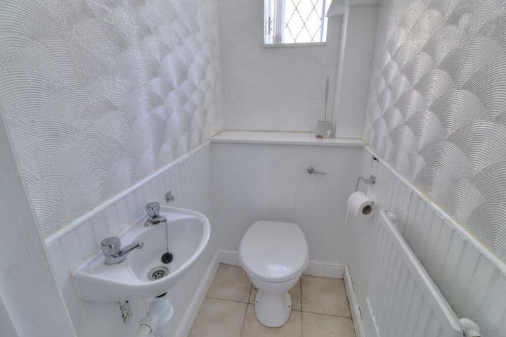 3 bedrooms house for sale in Sedgley, United Kingdom - Image 9