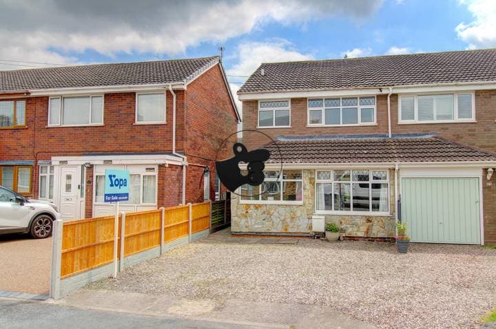 3 bedrooms house for sale in Cannock, United Kingdom - Image 17