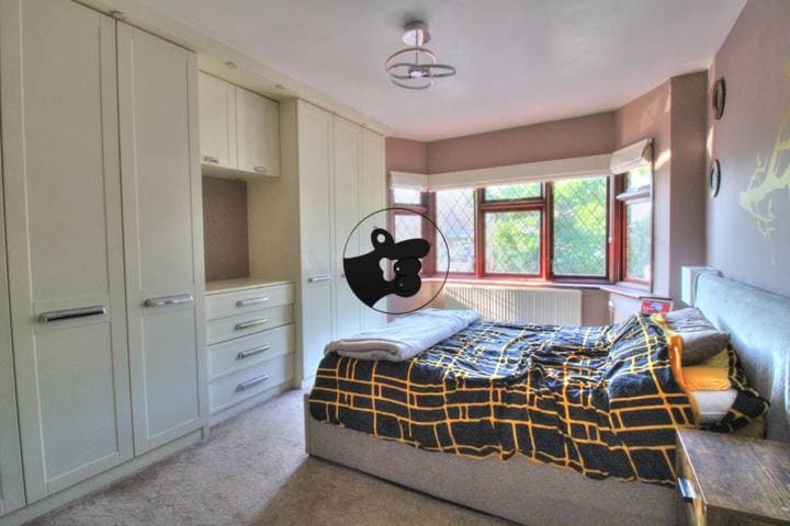 3 bedrooms house for sale in Benfleet, United Kingdom - Image 13