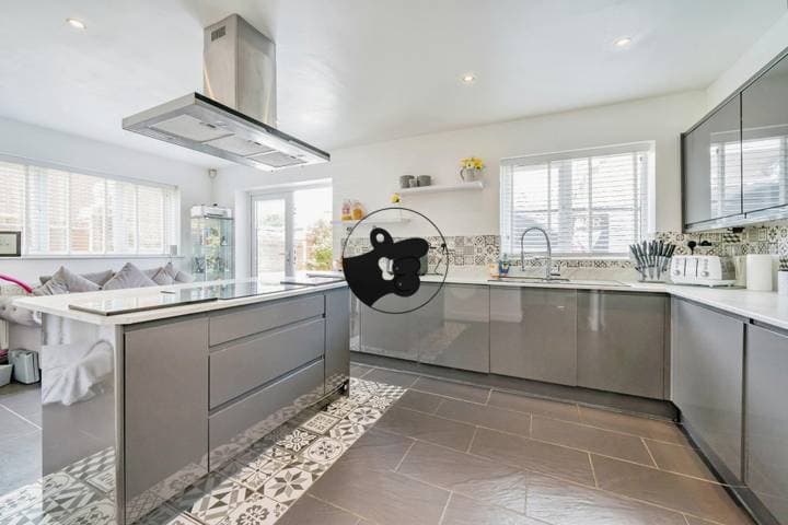 4 bedrooms house for sale in Warrington, United Kingdom - Image 8