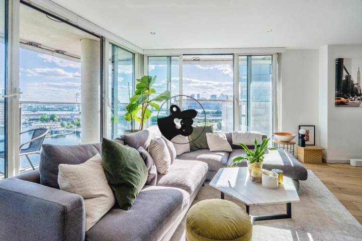 2 bedrooms apartment for sale in London, United Kingdom - Image 12