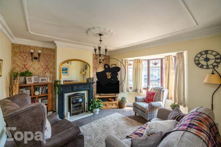 3 bedrooms house for sale in Gravesend, United Kingdom - Image 2