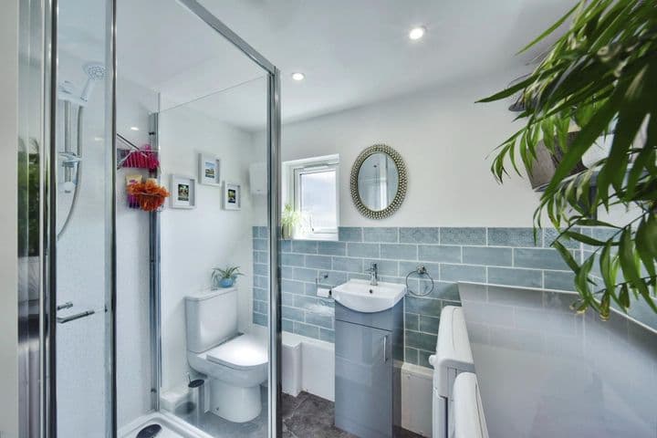 4 bedrooms house for sale in Gillingham, United Kingdom - Image 10