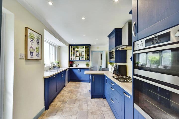 4 bedrooms house for sale in Gillingham, United Kingdom - Image 8