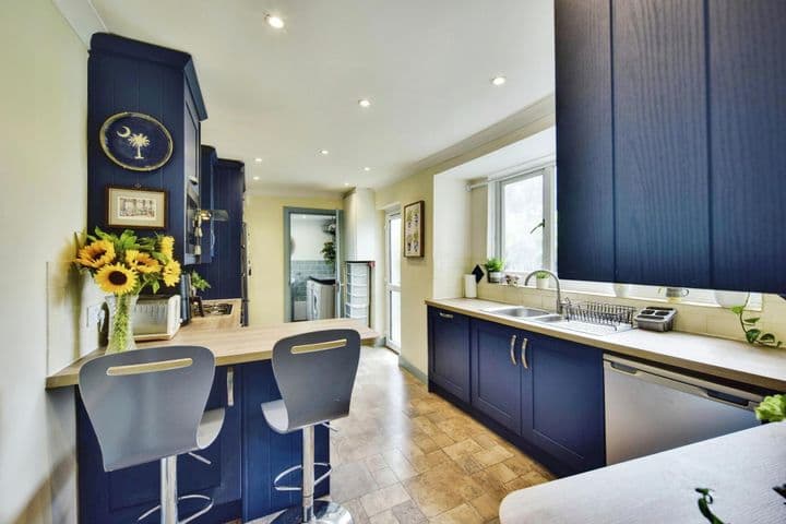 4 bedrooms house for sale in Gillingham, United Kingdom - Image 3