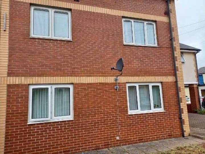 1 bedroom apartment for sale in Caldicot, United Kingdom - Image 6