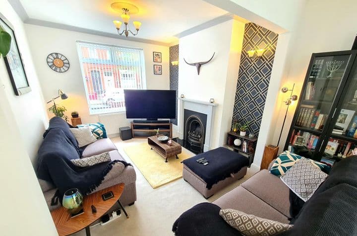 3 bedrooms house for sale in Manchester, United Kingdom - Image 9