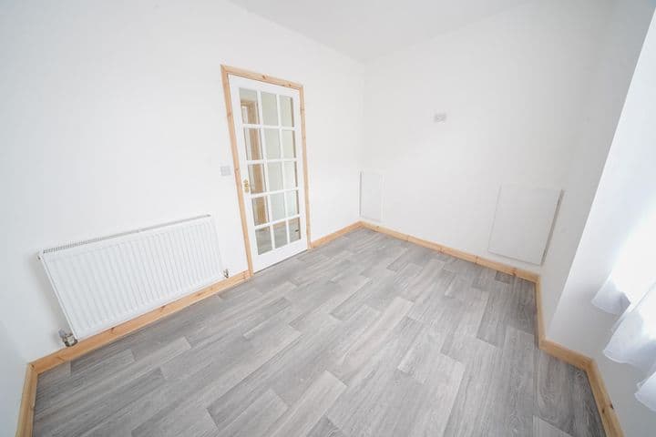 3 bedrooms house for sale in Llanelli, United Kingdom - Image 5