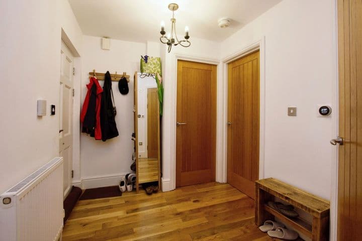 2 bedrooms apartment for sale in Nottingham, United Kingdom - Image 5