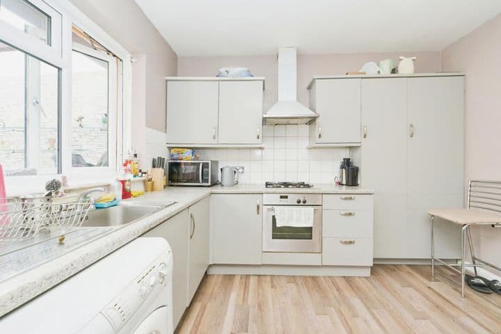 2 bedrooms house for sale in Hayes, United Kingdom - Image 7