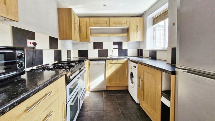 3 bedrooms house for sale in Telford, United Kingdom - Image 3