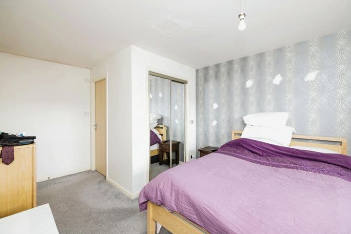 2 bedrooms apartment for sale in Livingston, United Kingdom - Image 10