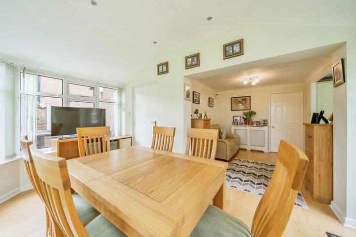 4 bedrooms house for sale in Warrington, United Kingdom - Image 9