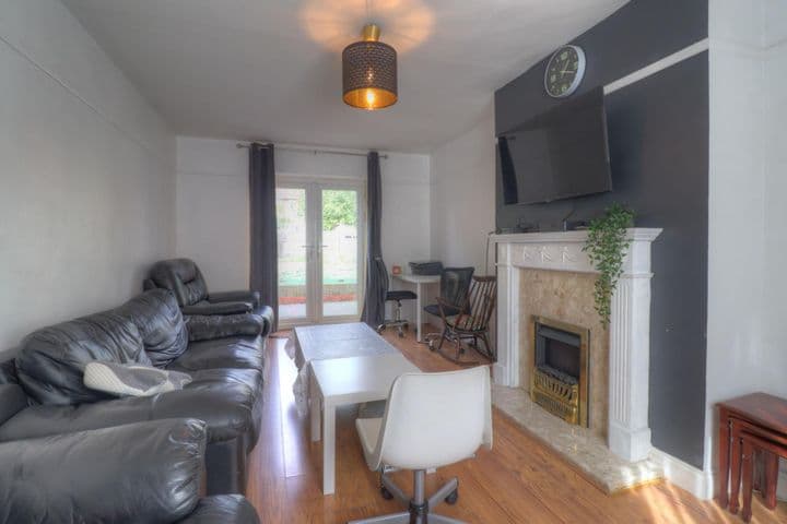 3 bedrooms house for sale in Loughborough, United Kingdom - Image 3