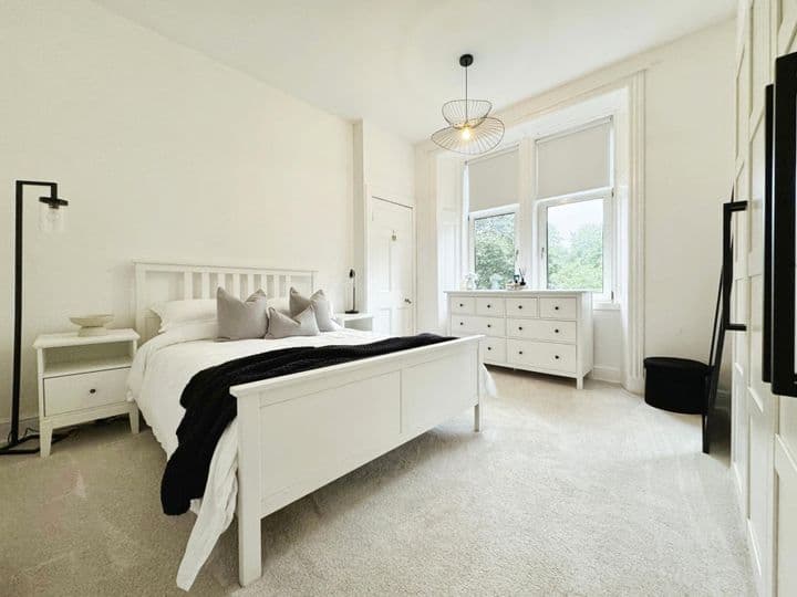 2 bedrooms apartment for sale in Glasgow, United Kingdom - Image 9