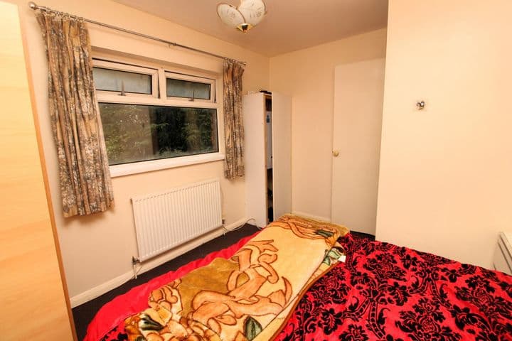 3 bedrooms house for sale in Romford, United Kingdom - Image 12