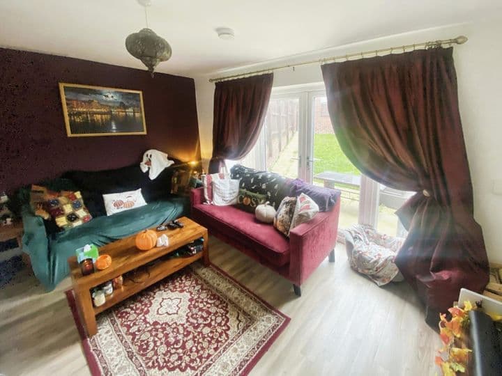 3 bedrooms house for sale in Sheffield, United Kingdom - Image 3