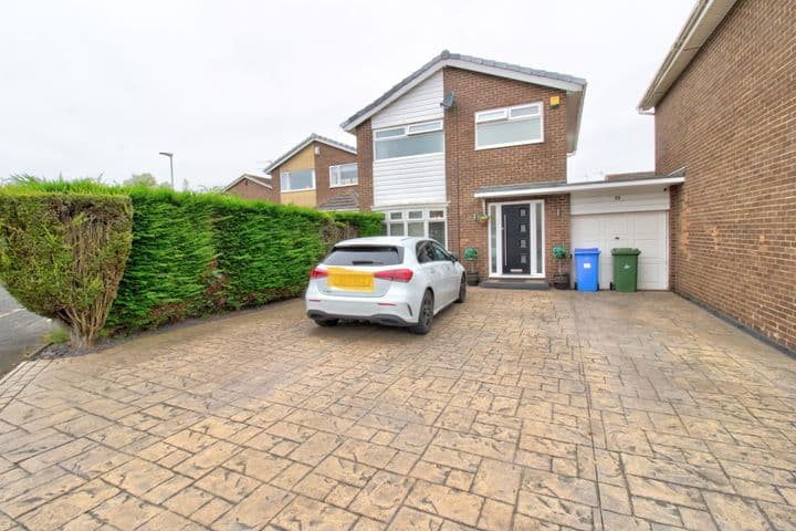 3 bedrooms house for sale in Cramlington, United Kingdom - Image 2