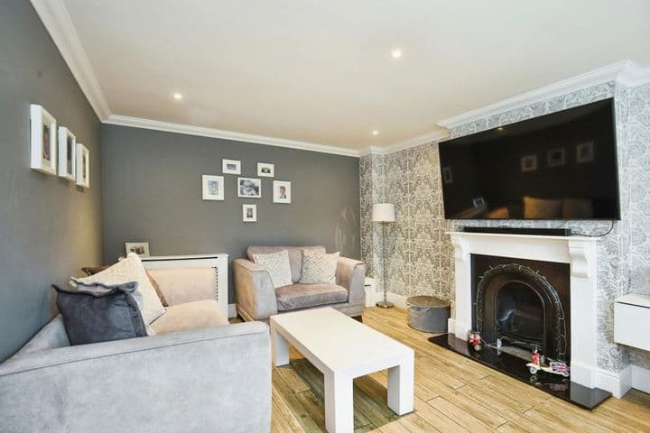 4 bedrooms house for sale in Rochester, United Kingdom - Image 3