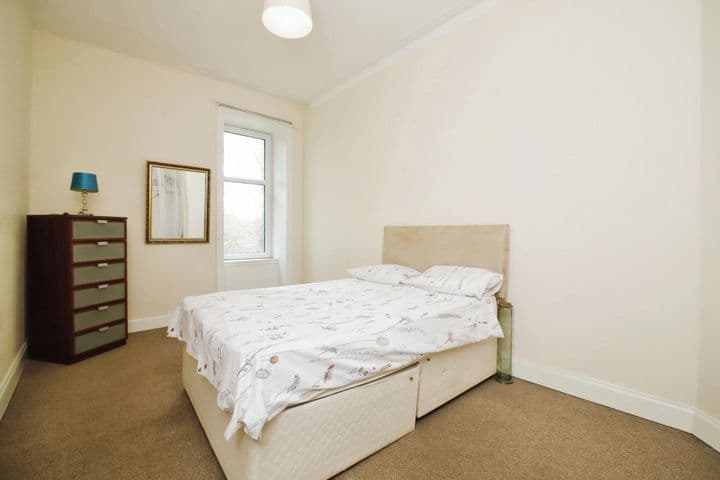 1 bedroom apartment for sale in Glasgow, United Kingdom - Image 8