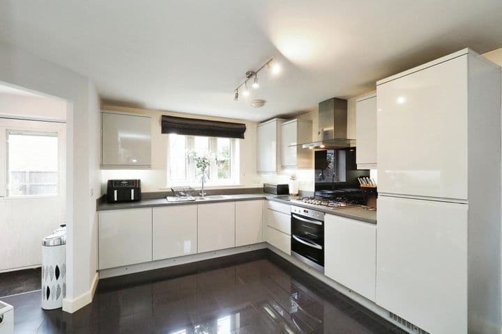 4 bedrooms house for sale in Nottingham, United Kingdom - Image 4