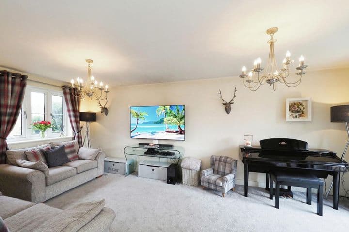 4 bedrooms house for sale in Nottingham, United Kingdom - Image 2