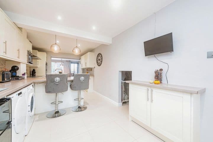 3 bedrooms house for sale in Thatcham, United Kingdom - Image 4